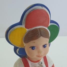 Резиновая игрушка девочки "Москва-85", высота 16см. Картинка 5